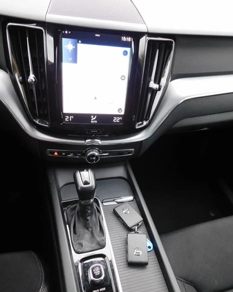Volvo XC 60 cena 81180 przebieg: 160000, rok produkcji 2019 z Szczekociny małe 254